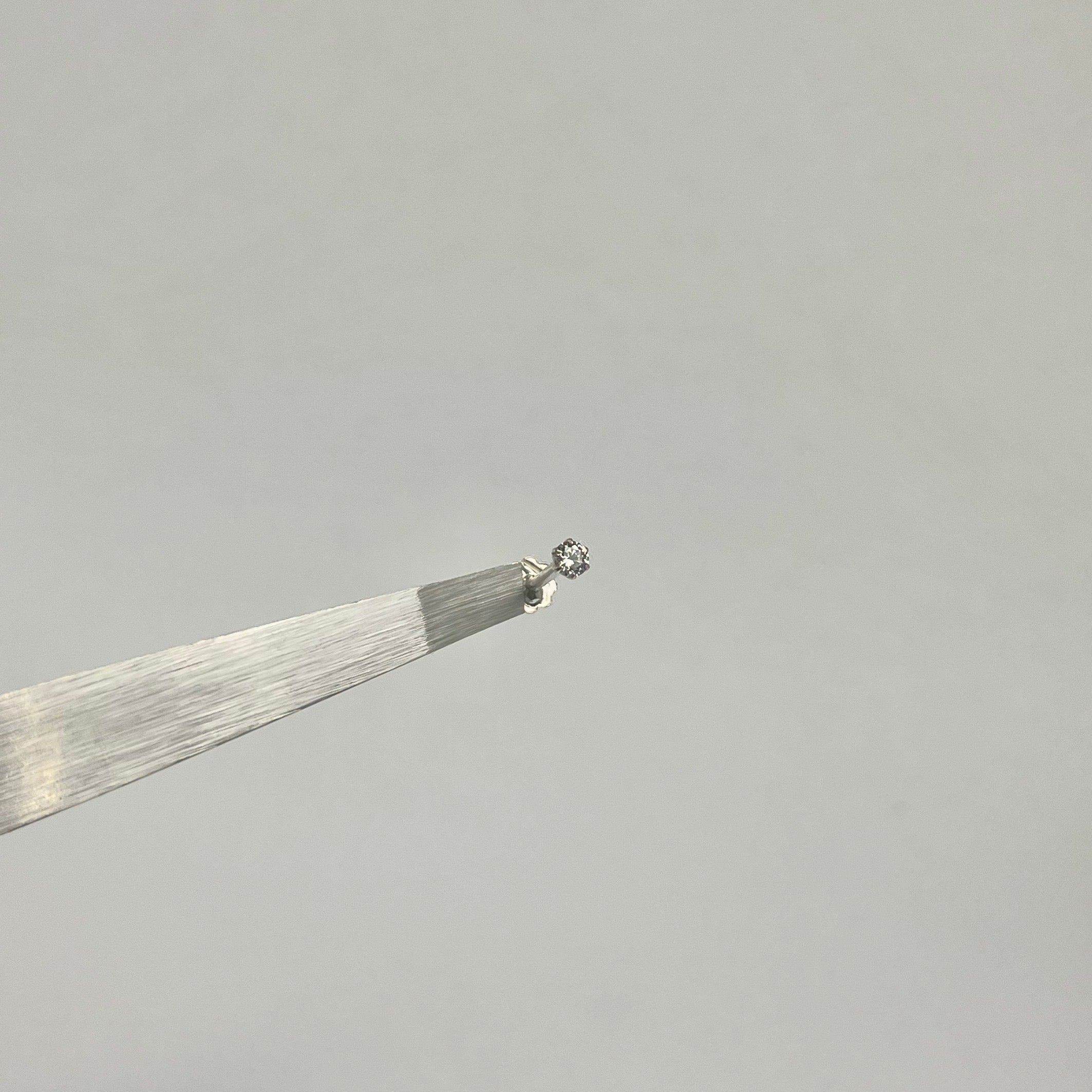 2mm - The Hint Stud 925 Silver | Nickel-Free | Screw Back