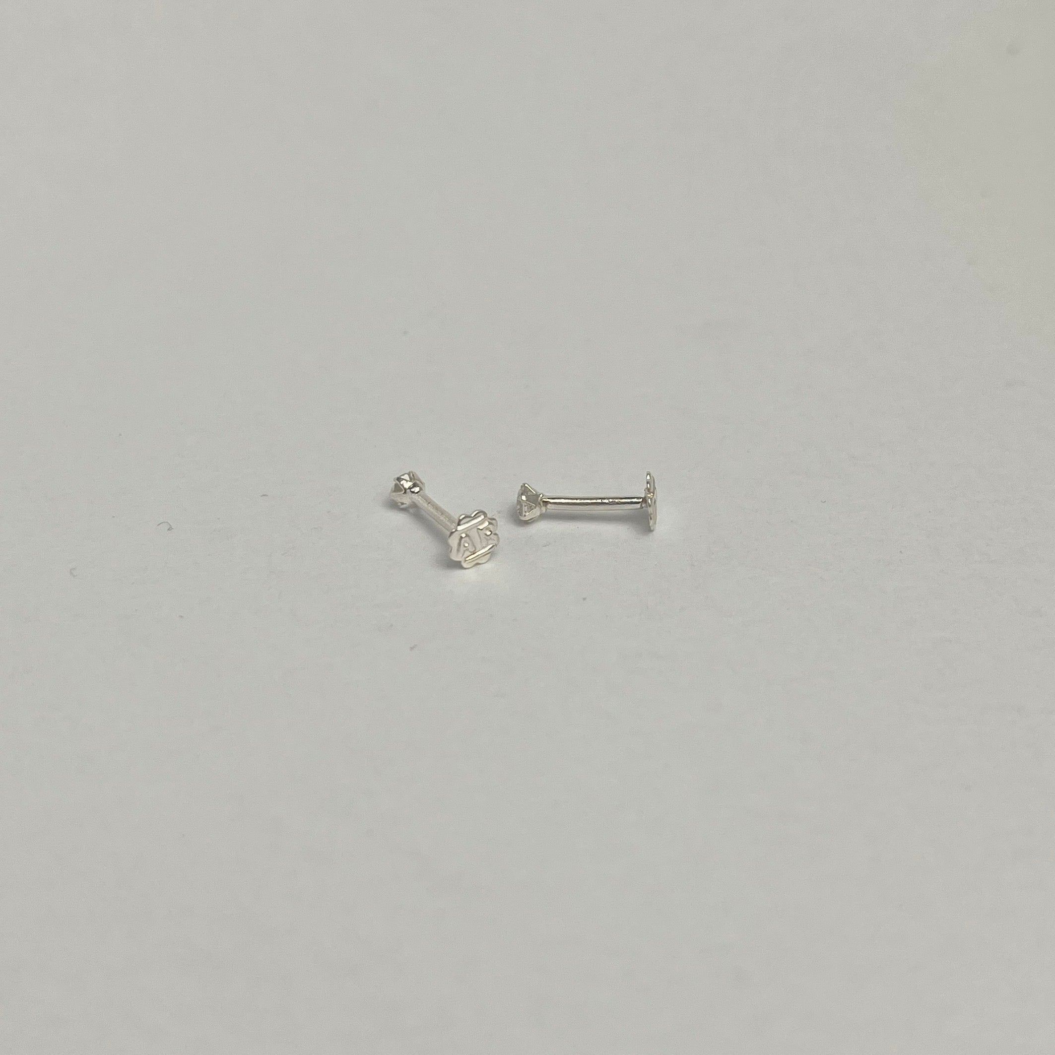 2mm - The Hint Stud 925 Silver | Nickel-Free | Screw Back