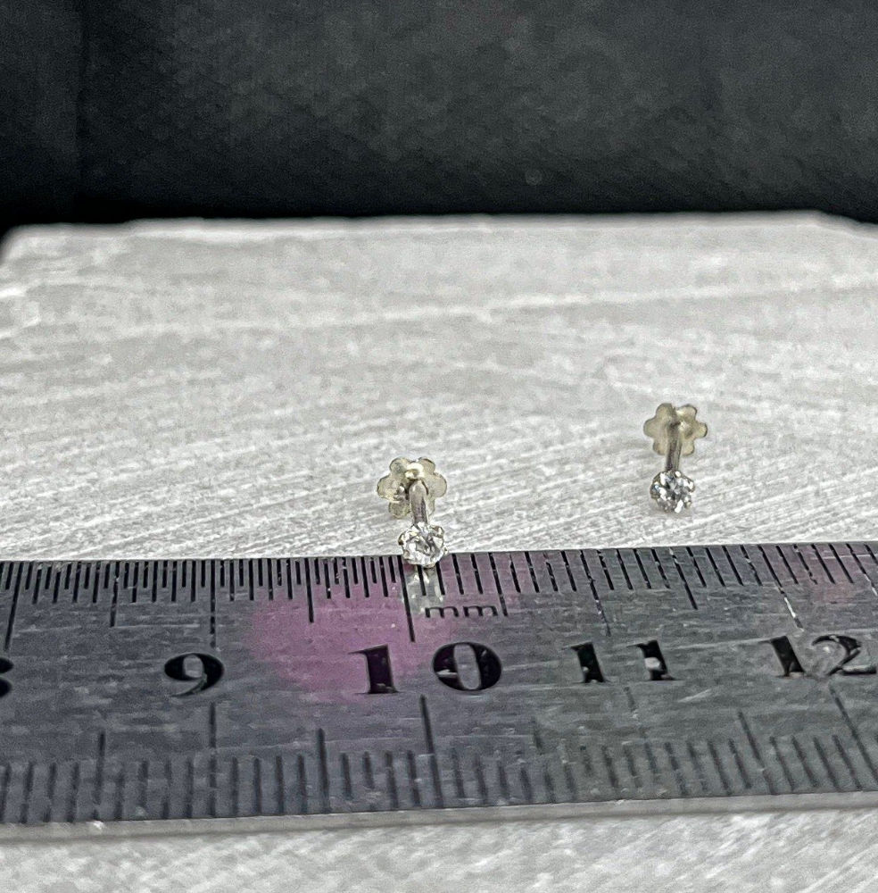 2MM Chandi Stud Earrings
