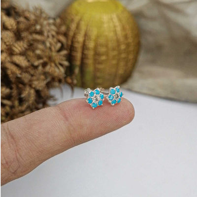 5mm tiny flower silver stud earrings Pakistan