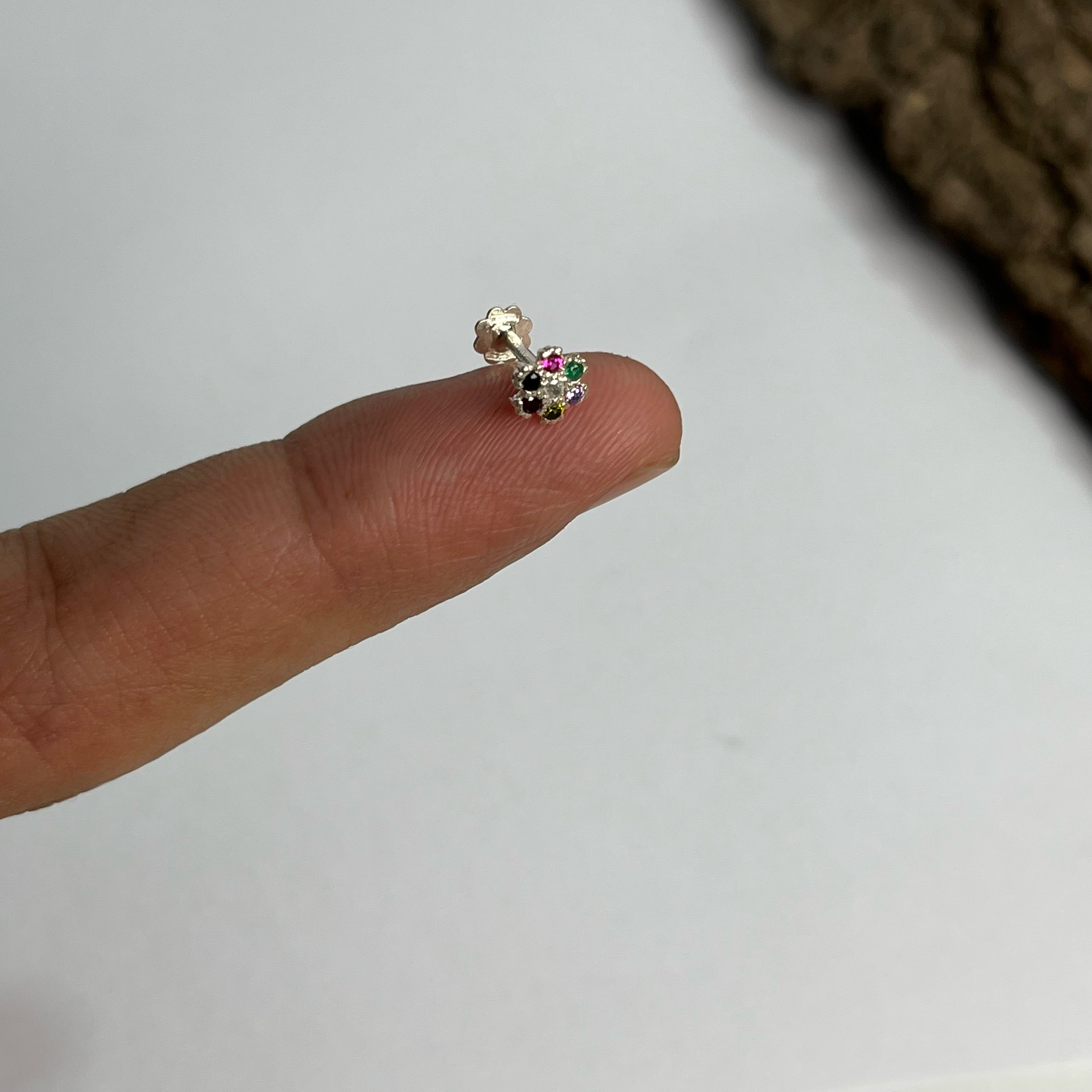 Flower Nose Pin - 925 Sterling Silver - Nickel-Free - Screw Back
