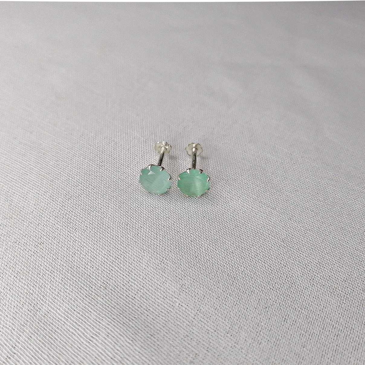 Hypoallergenic silver stud earrings for lobe 'pista color