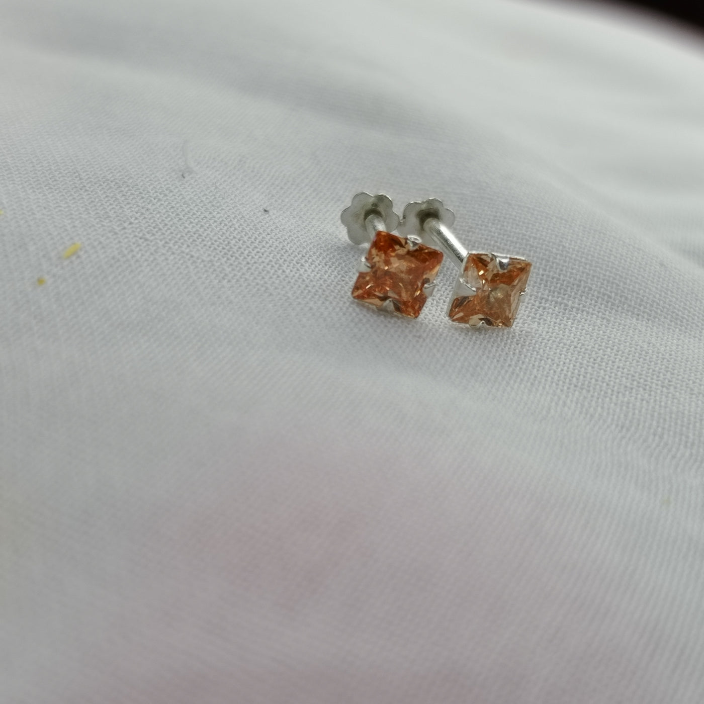 Squar Chandi Stud Earrings (4 Colors)