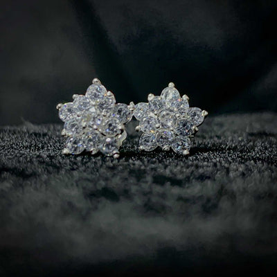 Zarqon flower Chandi Stud Earrings