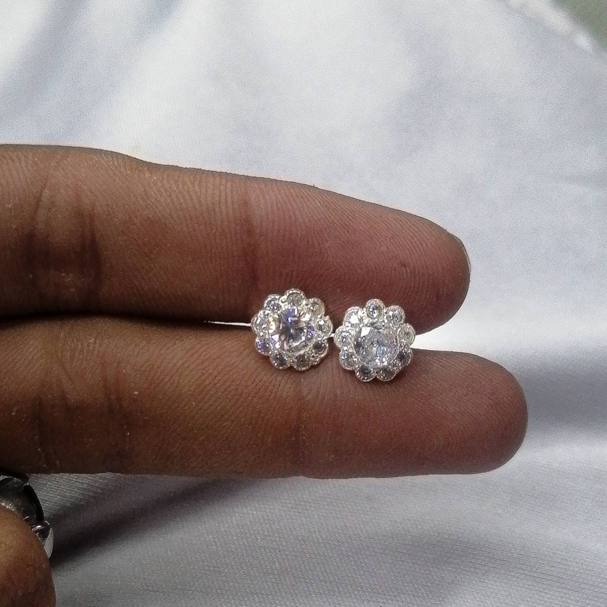 Hypoallergenic sunflower chandi studs for baby girls and office wear Pakistan