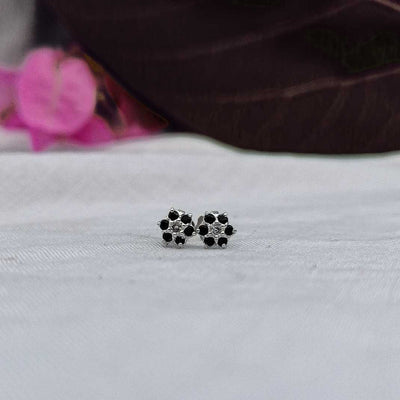 Sensitive skin safe black floral stud earring

