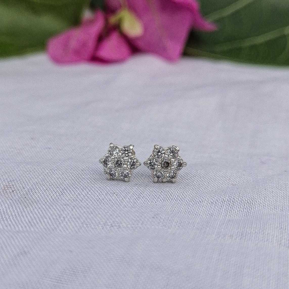 Silver Flower Stud Earrings Set – Skin Friendly

