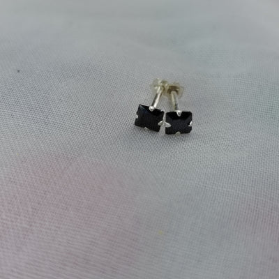 Squar Chandi Stud Earrings (4 Colors)